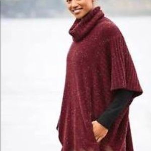 Athleta Passage Poncho